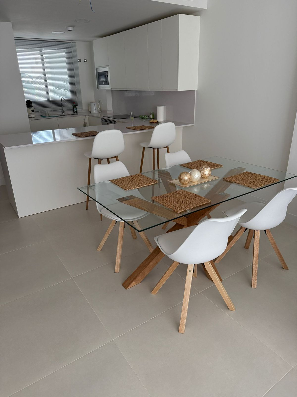 9f4a2e4703b3b21b3c884aafe7ed0841 - 4