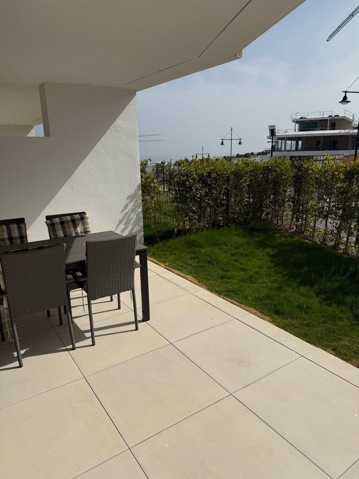 9f4a2e4703b3b21b3c884aafe7ed0841 - 8