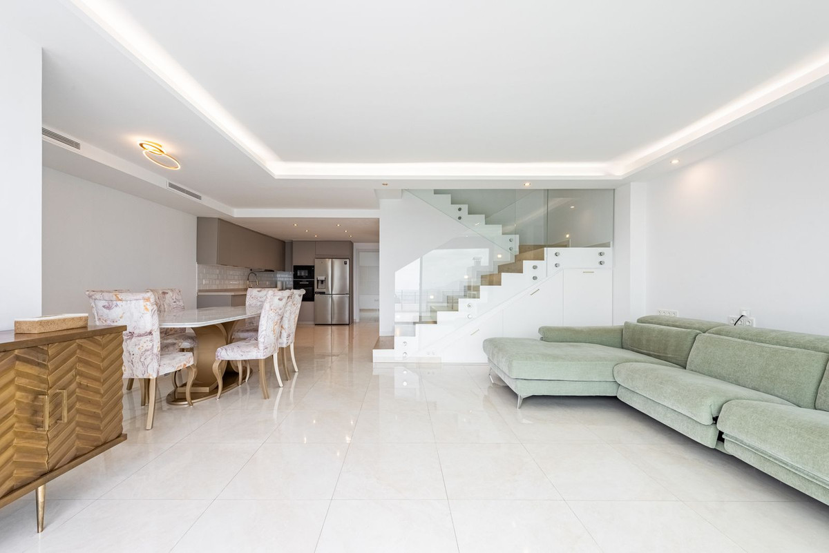 9f7398e699c3d127cc127c67dbeba403 - 25