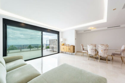 9f7398e699c3d127cc127c67dbeba403 - 26