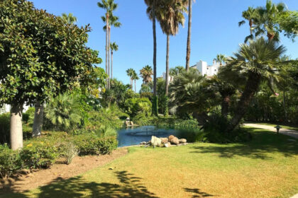 9f8865cbe5b1acec5b27959d52f92094 - 14