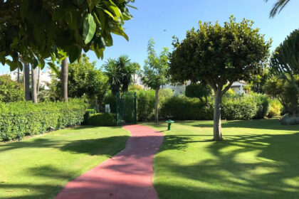 9f8865cbe5b1acec5b27959d52f92094 - 15