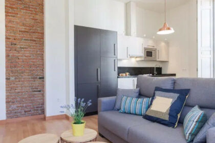 9f9e7cc21a8324b6adf17448566a9f87 - 3