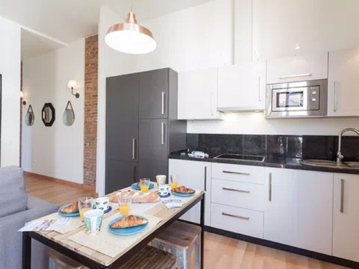 9f9e7cc21a8324b6adf17448566a9f87 - 6