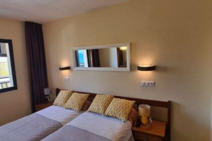 9fae5aa1f128588c08b8948381309ebf - 10