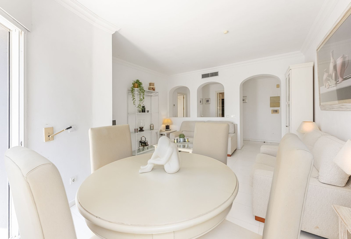 9fee75a0ab6228b7ed305e7923d14d1e - 11