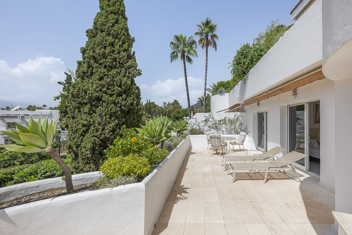 9fee75a0ab6228b7ed305e7923d14d1e - 20