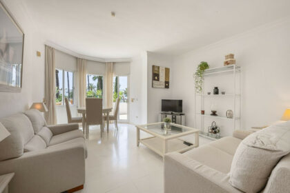 9fee75a0ab6228b7ed305e7923d14d1e - 3