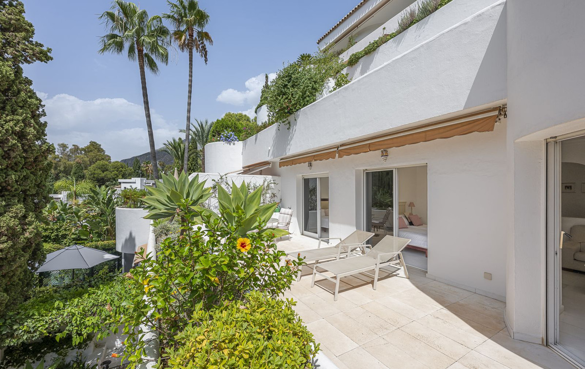 9fee75a0ab6228b7ed305e7923d14d1e - 33