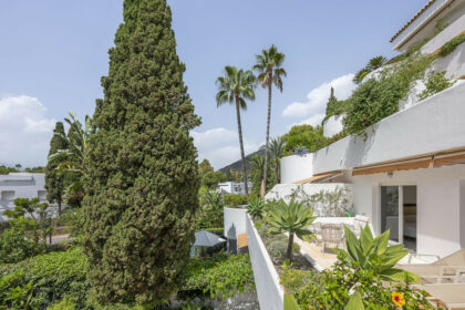 9fee75a0ab6228b7ed305e7923d14d1e - 35