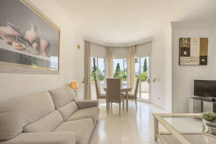 9fee75a0ab6228b7ed305e7923d14d1e - 8