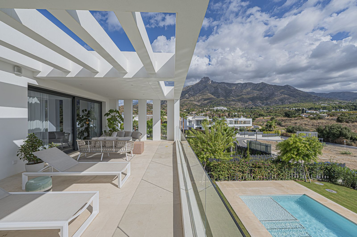 9feff8f8a63df36b72728179439dcb4d - 15