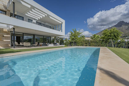 9feff8f8a63df36b72728179439dcb4d - 16