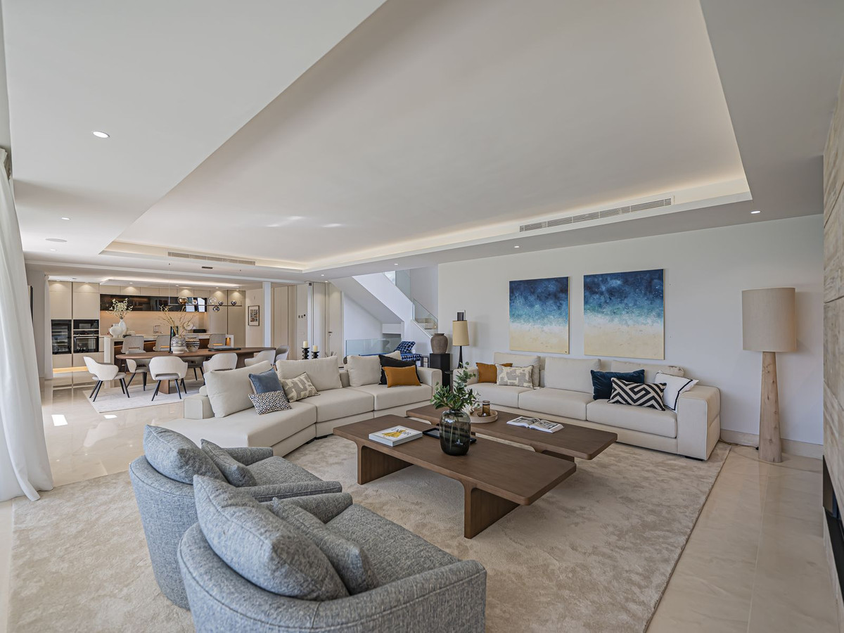 9feff8f8a63df36b72728179439dcb4d - 17