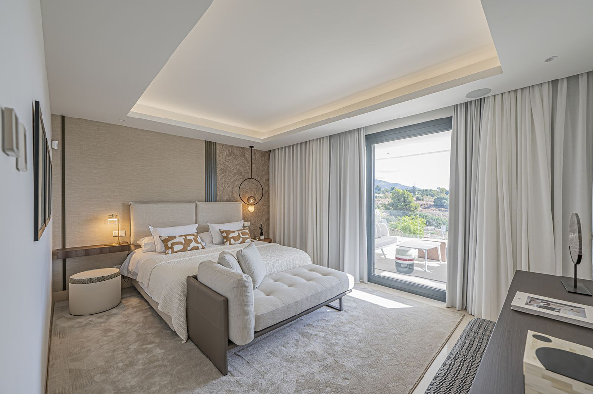 9feff8f8a63df36b72728179439dcb4d - 24