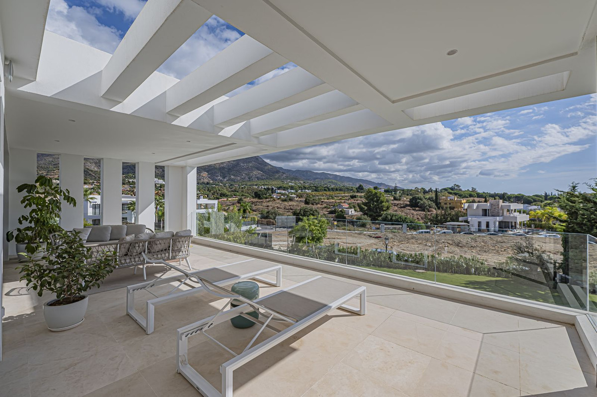 9feff8f8a63df36b72728179439dcb4d - 33