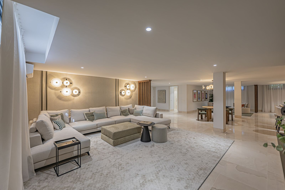 9feff8f8a63df36b72728179439dcb4d - 37