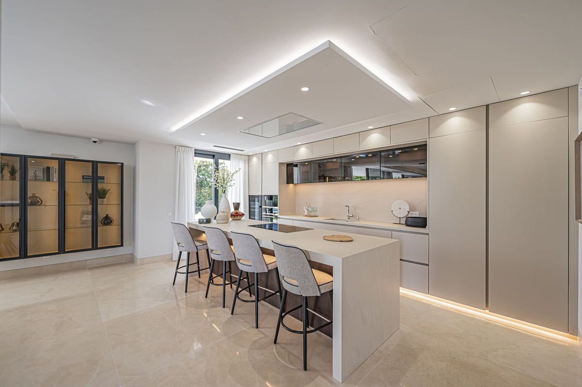 9feff8f8a63df36b72728179439dcb4d - 38