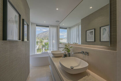 9feff8f8a63df36b72728179439dcb4d - 46