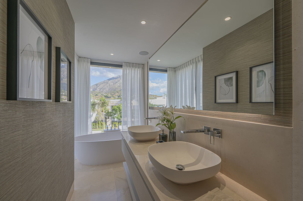 9feff8f8a63df36b72728179439dcb4d - 46