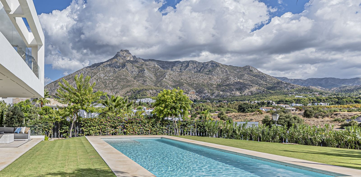 9feff8f8a63df36b72728179439dcb4d - 48