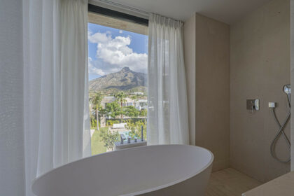 9feff8f8a63df36b72728179439dcb4d - 49