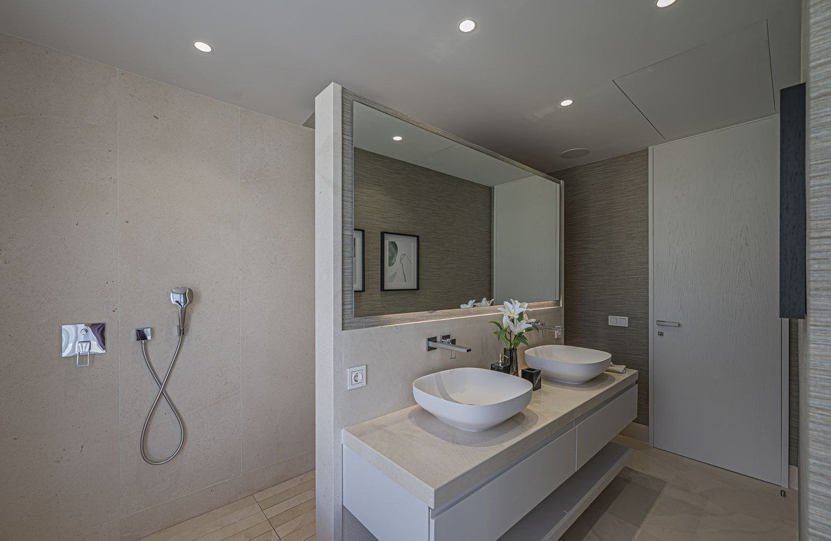 9feff8f8a63df36b72728179439dcb4d - 51