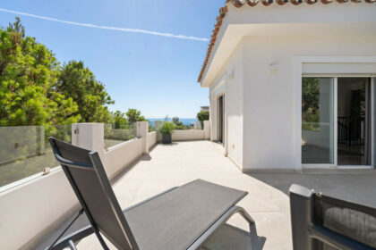 a03edcf8bc0df5f32540ff1cddfbd71d - 27