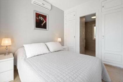 a03edcf8bc0df5f32540ff1cddfbd71d - 28