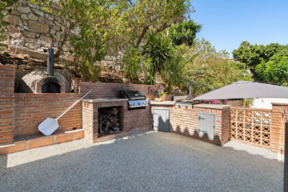 a03edcf8bc0df5f32540ff1cddfbd71d - 36