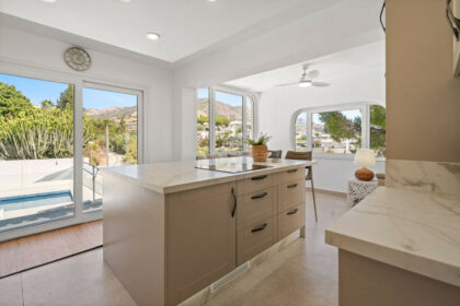 a03edcf8bc0df5f32540ff1cddfbd71d - 9