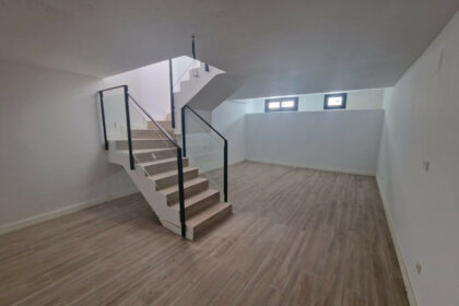 a13c24eb27aa607f1bb4ed3e8aff73f3 - 14