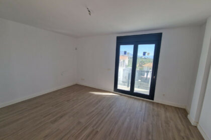 a13c24eb27aa607f1bb4ed3e8aff73f3 - 18