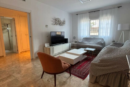 a19696a1eb4b141b71b3fd5ba88daca2 - 7