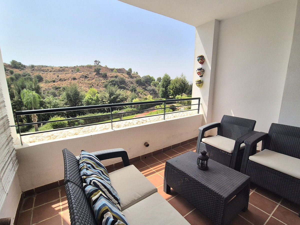 a1d551924be26a4275160f15e36d274a - 2