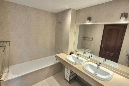 a1d551924be26a4275160f15e36d274a - 23