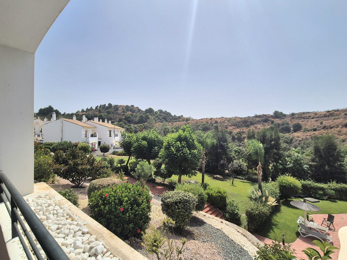 a1d551924be26a4275160f15e36d274a - 27