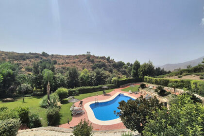 a1d551924be26a4275160f15e36d274a - 28