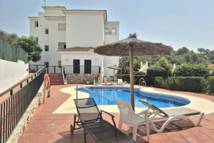 a1d551924be26a4275160f15e36d274a - 32