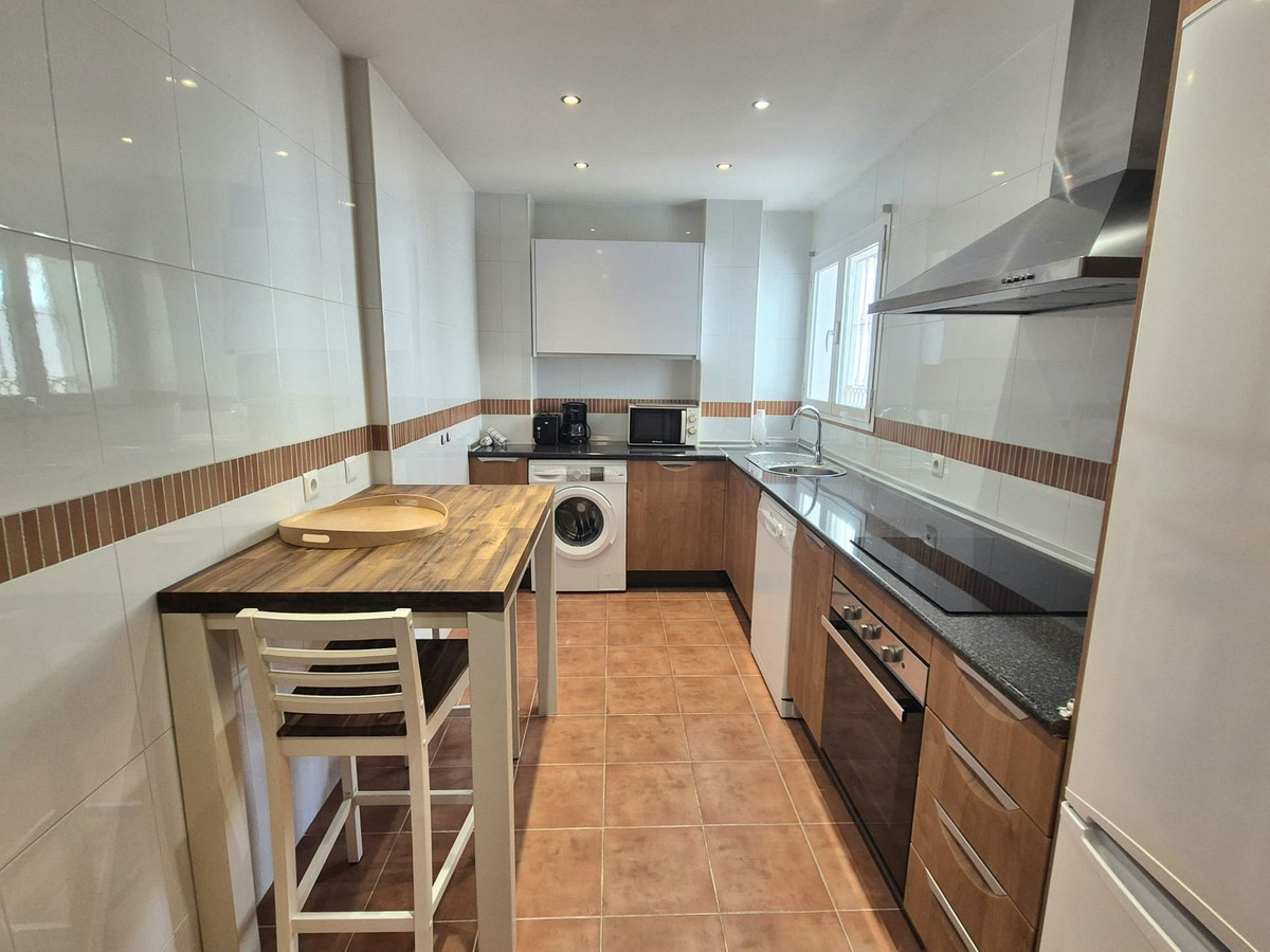 a1d551924be26a4275160f15e36d274a - 4