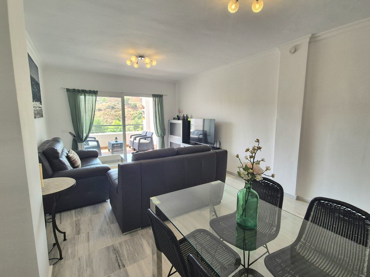 a1d551924be26a4275160f15e36d274a - 8