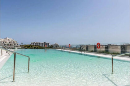 a20bd3027edbfba5584536eefeef1c07 - 4