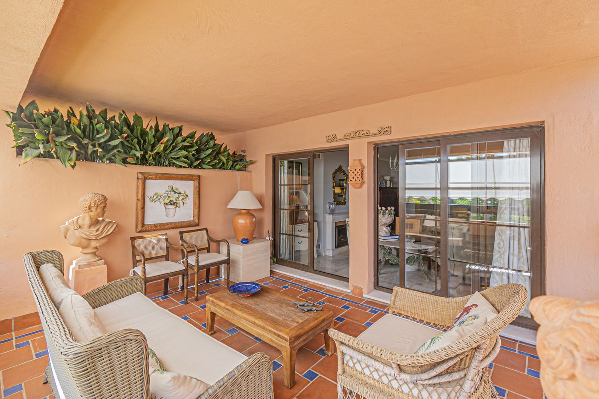 a2833f3c74dc54fe6d6c316f3454d886 - 12