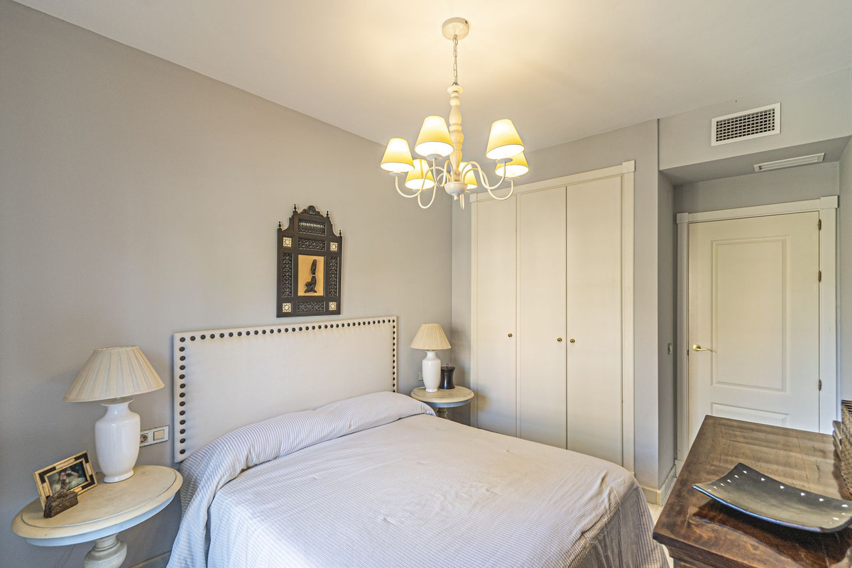 a2833f3c74dc54fe6d6c316f3454d886 - 19