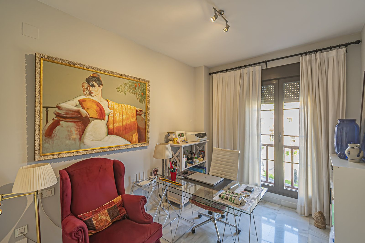 a2833f3c74dc54fe6d6c316f3454d886 - 22