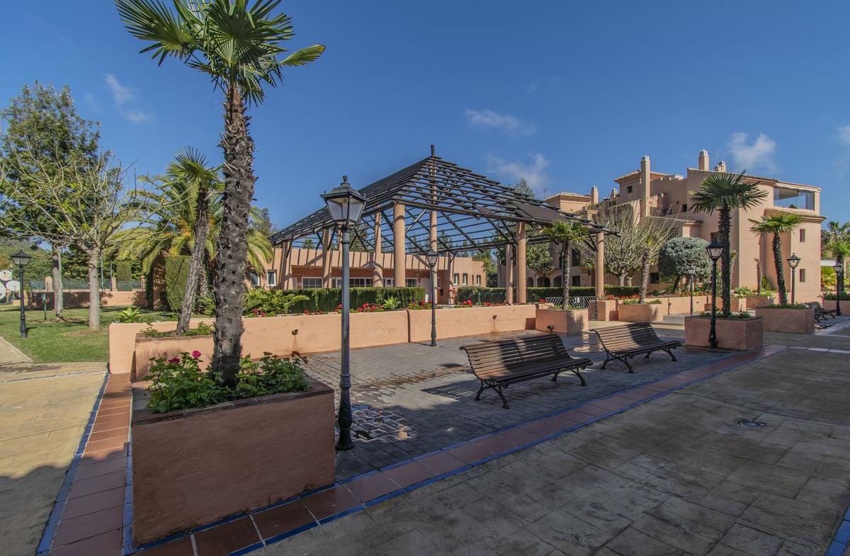 a2833f3c74dc54fe6d6c316f3454d886 - 39