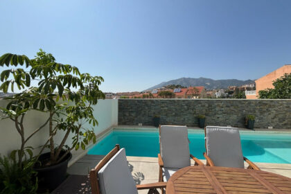 a307dcc9d655d26f0fb3d46f4b8d0e12 - 1