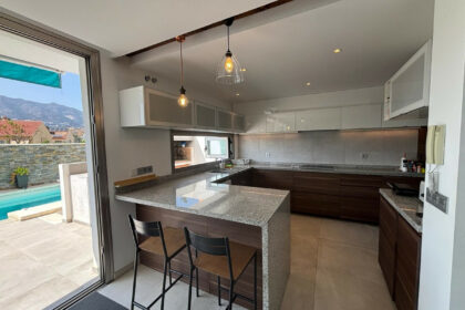 a307dcc9d655d26f0fb3d46f4b8d0e12 - 11