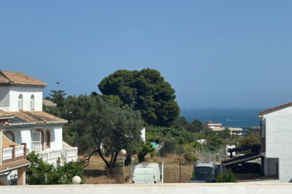 a307dcc9d655d26f0fb3d46f4b8d0e12 - 57