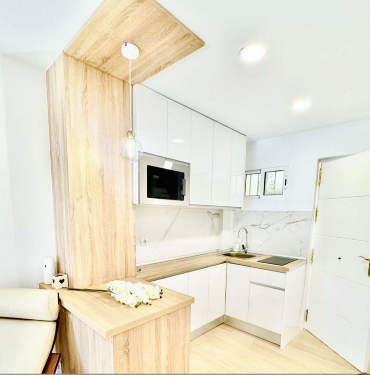 a3846302f3471f823a0f550751280642 - 2